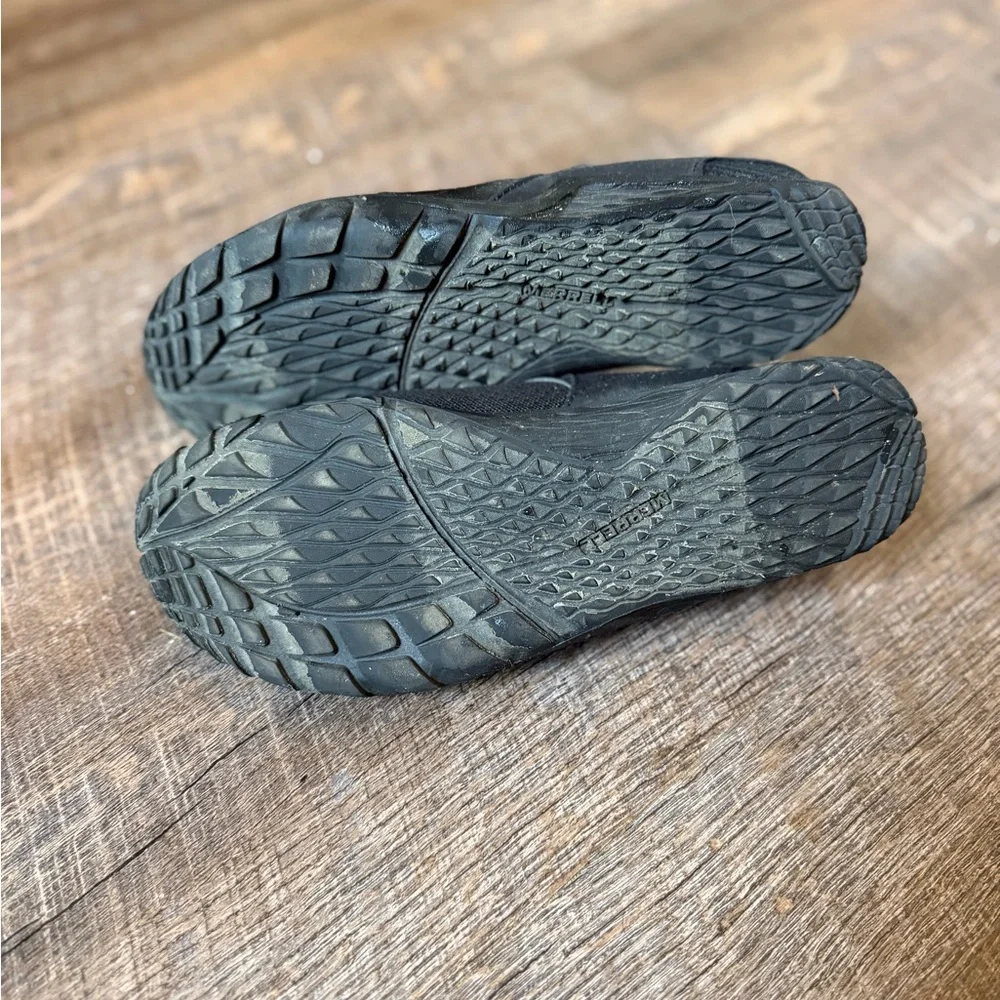 Merrell Men's Black Athletic Trainer with Hook-and-Loop Strap